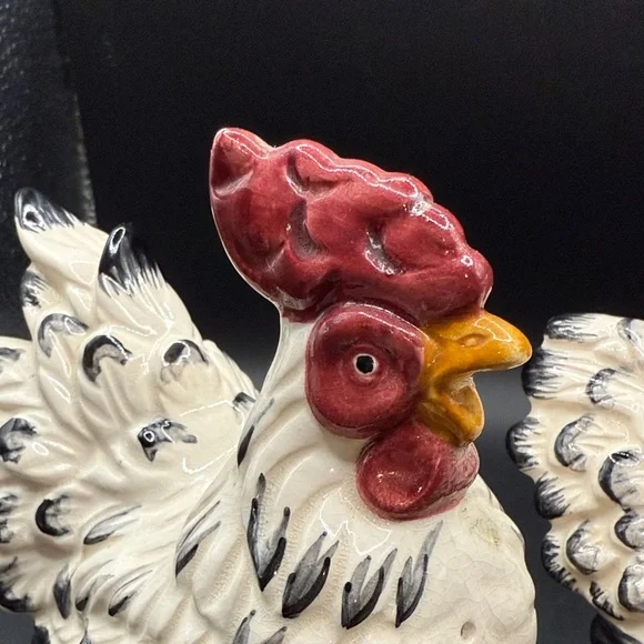 Rooster and Hen salt and pepper shaker - Picture 2 of 4